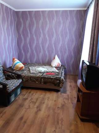Гостиница Guest Houses on Pushkina Евпатория Улучшенные апартаменты-12